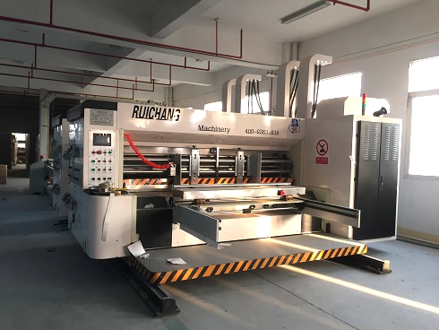 �S(ch��ng)���h(hu��n)��4